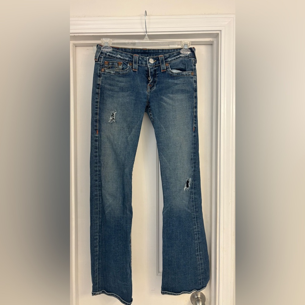 TRUE RELIGION Women's Joey Distressed Jeans. Size 29